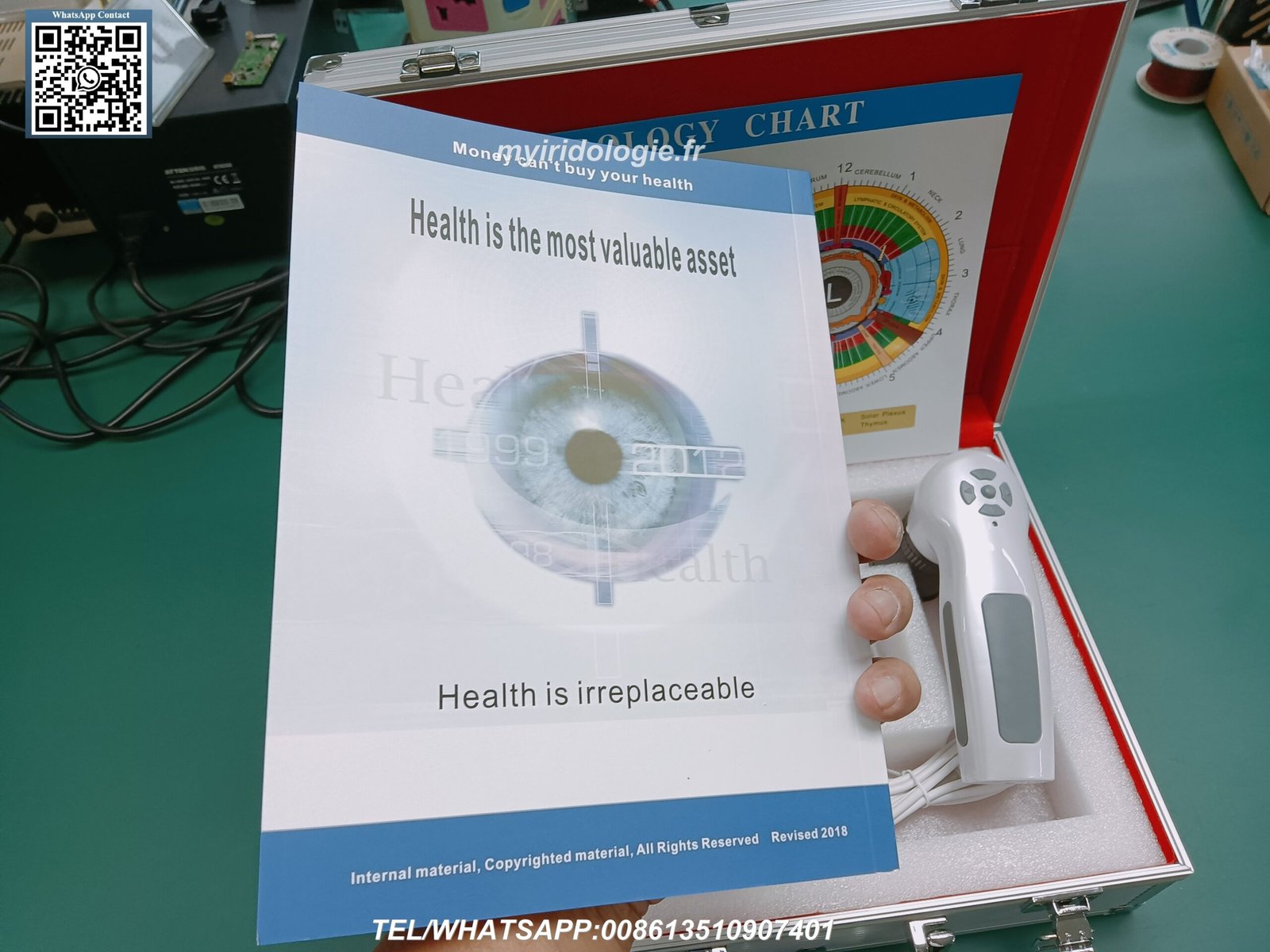 Analyse d'iris en iridologie avec un appareil professionnel MAIKONG